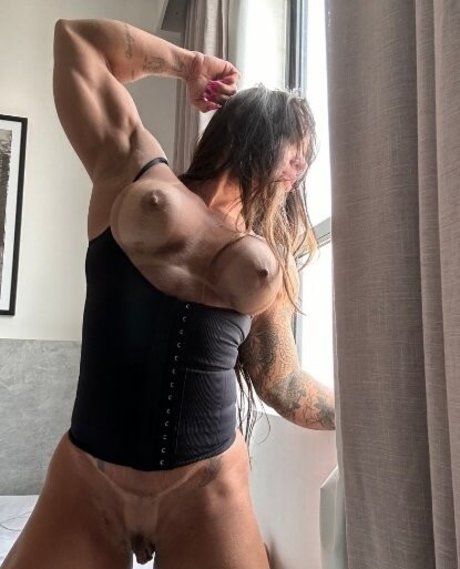 Gil Cunha naked star galleries