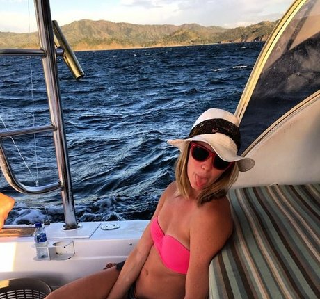 Courtnee Draper pornstar hot archive