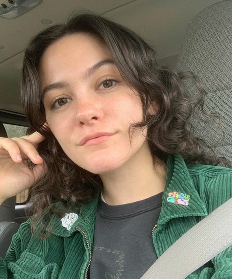 Alex Luciano exclusive model photo