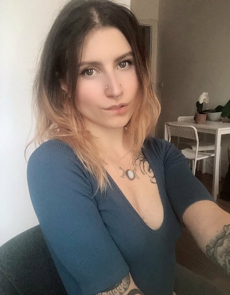 freematoushka star naked photos