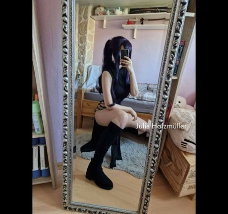 Julia Holzmuller pornstar art photo