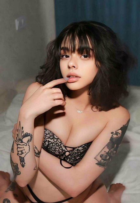 eliss333 pornstar erotic pictures