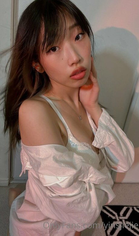 yinsjiejie model naked image