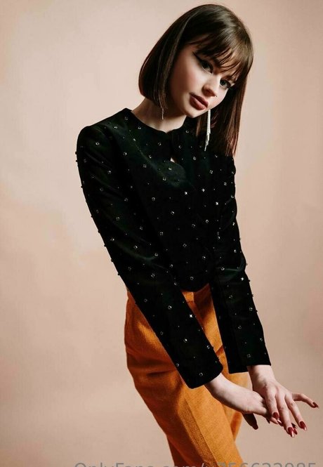 ashley bamby pornstar erotic images