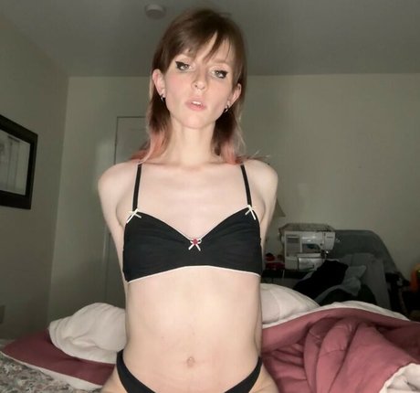 Daychain perfect pornstar picture