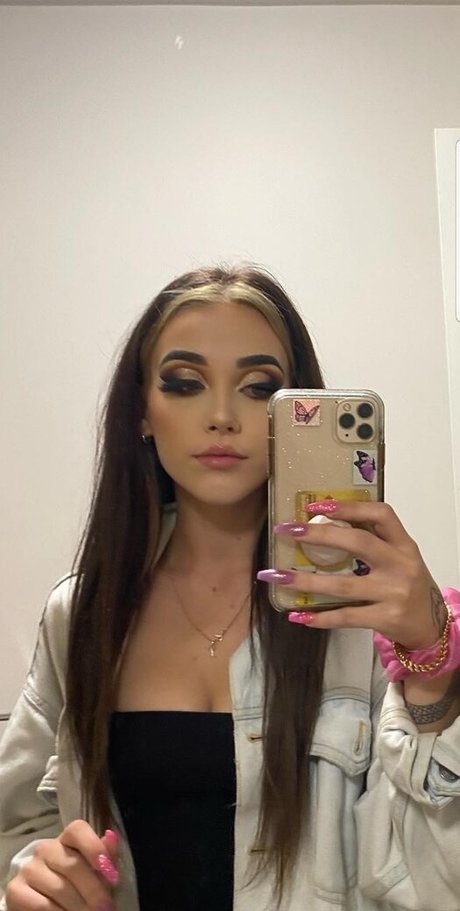 Badgirljayde star hd image