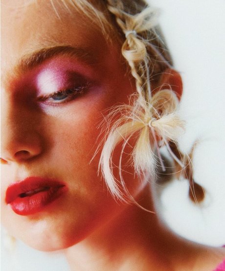 Claire Rosinkranz top model picture