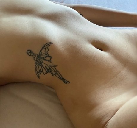 soberrybitter top model image