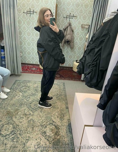 valiawixx pornstar free pictures