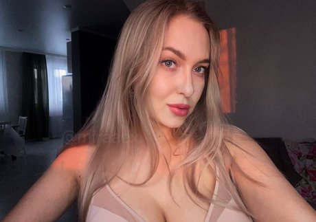 irinaaarun pornstar exclusive pic