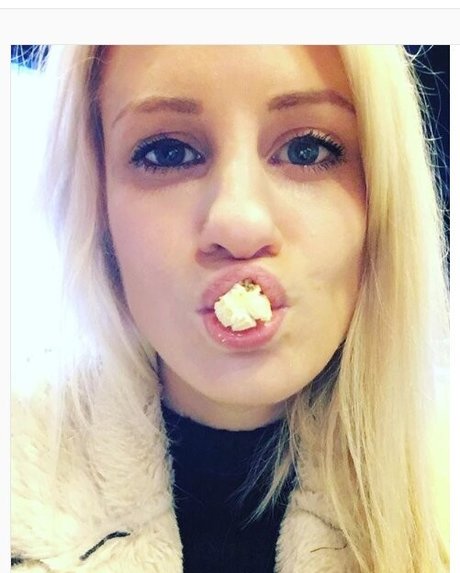 Missvemasters erotic model picture