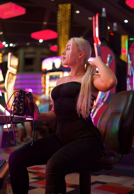 nchristin free star photo