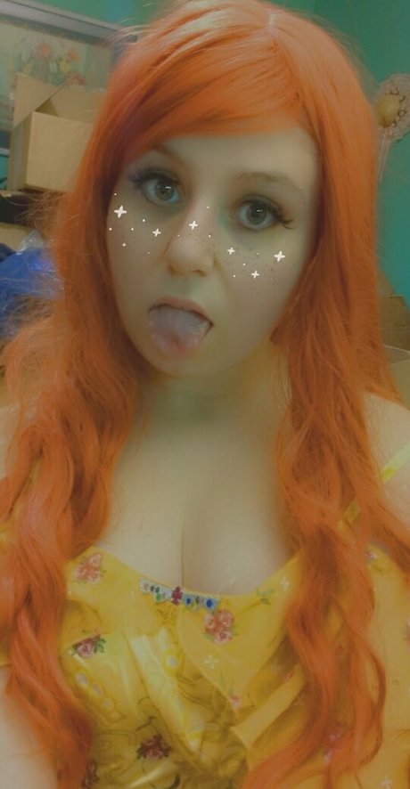 elladonella free erotic star photos