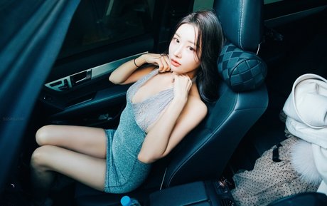 Yeon Yu model pretty galleries