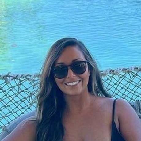 Kaitlyn Horesh beautiful model photos