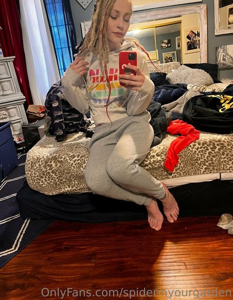 spiderinyourgarden top actress gallery