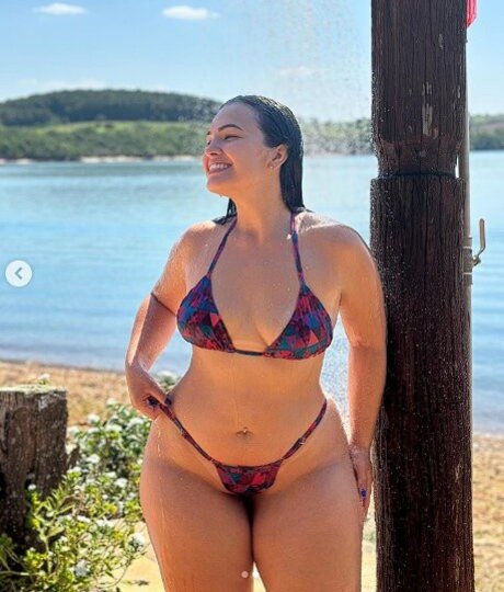 Ana Ferroni model free archive