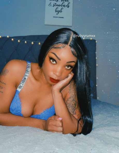 rubyyrumxx pretty model galleries