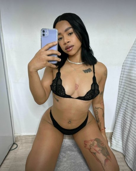 lulu heart nude pornstar pics