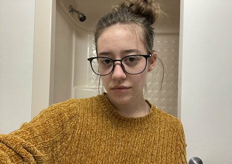 lowylush hd pornstar pictures