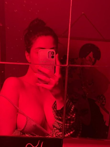 Mussessein star nudes img