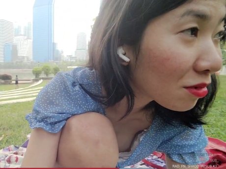 Apichy xxx model image