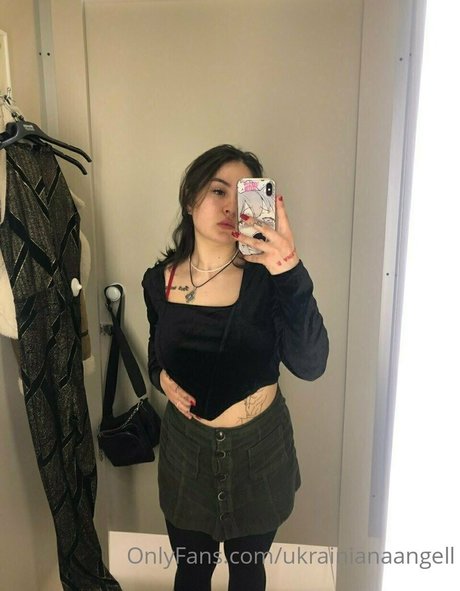 ukrainianaangell pornographic model archive