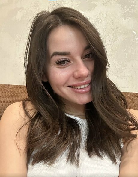 curlysueeee porn star pics