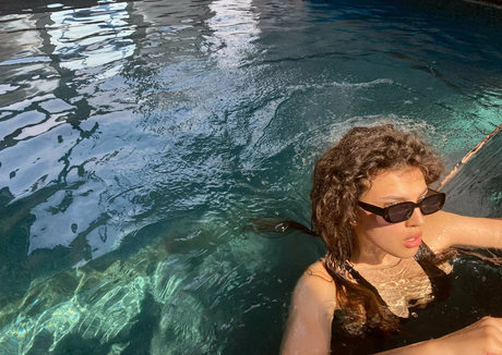 curlysueeee pornstar adult pictures