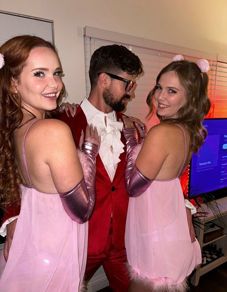 thesedonas model free pic