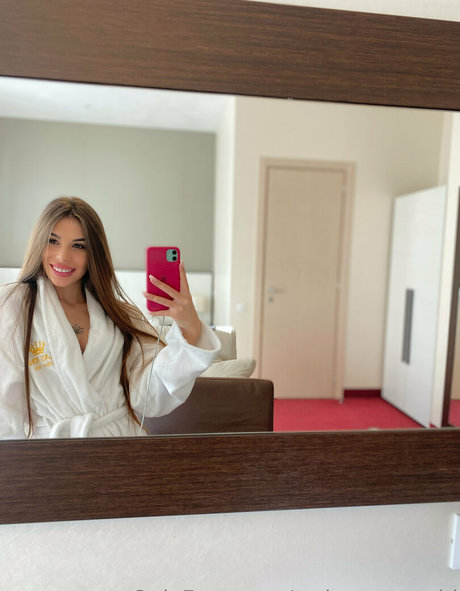 tori evans vip model perfect galleries