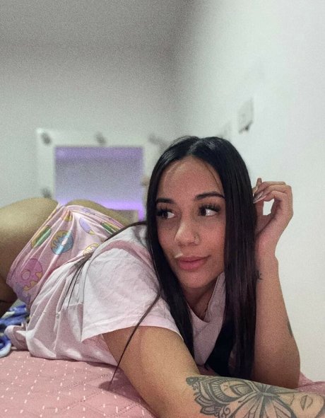 Yohanny Polacre star art photos