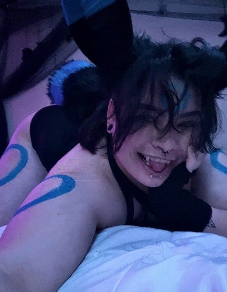 C___crow model porn picture