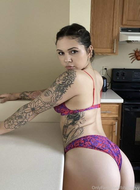 Bhoneeyy hd actress pic