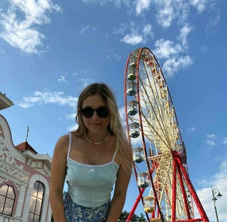 leamoore star nice gallery