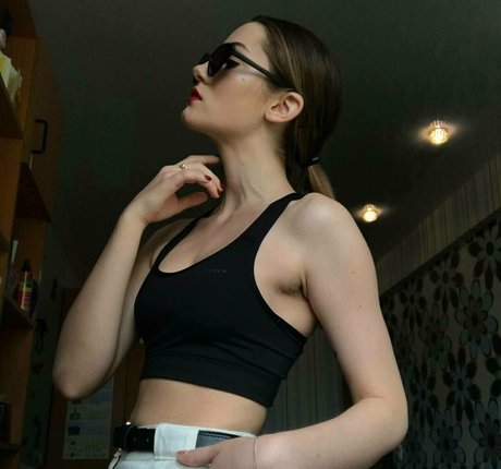 yanasugarr pornographic actress image