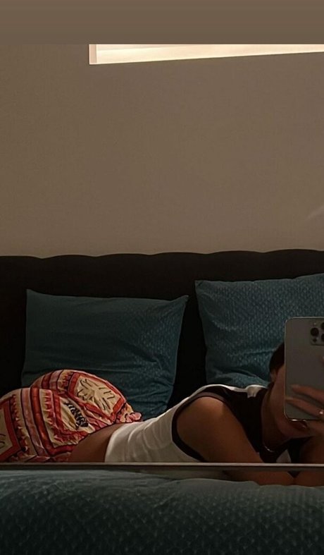 Pollybabbyy nudes actress archive