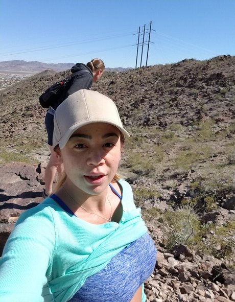 mialelanixxx xxx star picture