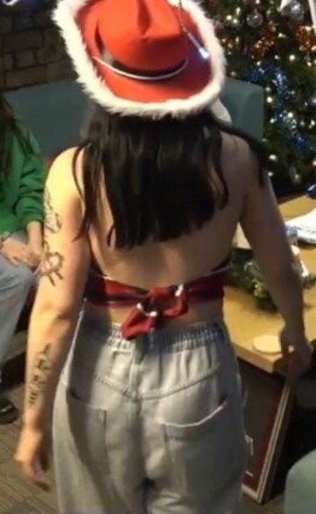 Yogscast Sophie star naked image