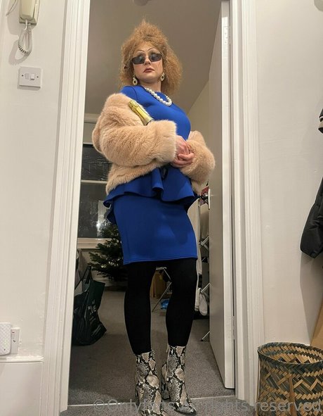 megartron erotic model galleries