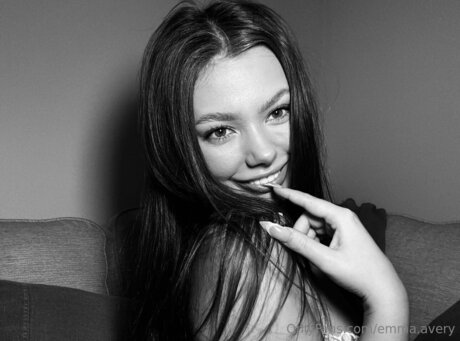 Emma Avery star nudes picture