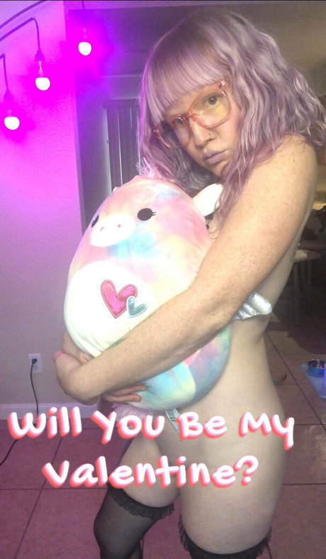 hotmessblair naked model photo