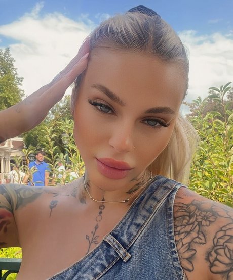 Angelika Kramer star beautiful img