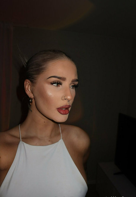 siljyfree star nude pic