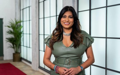 Nisha Katona star sexy pics