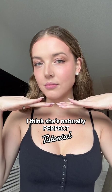 Maya V Henry top star img