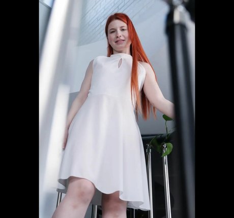 Aliska Dark model pornographic archive