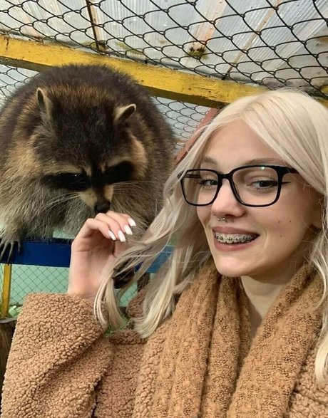 skyrror pornstar naked pic