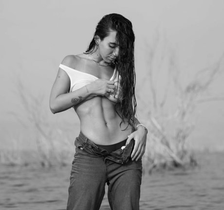 Roni Bahbut pornstar adult archive