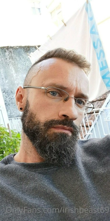 irishbeast69 perfect model picture